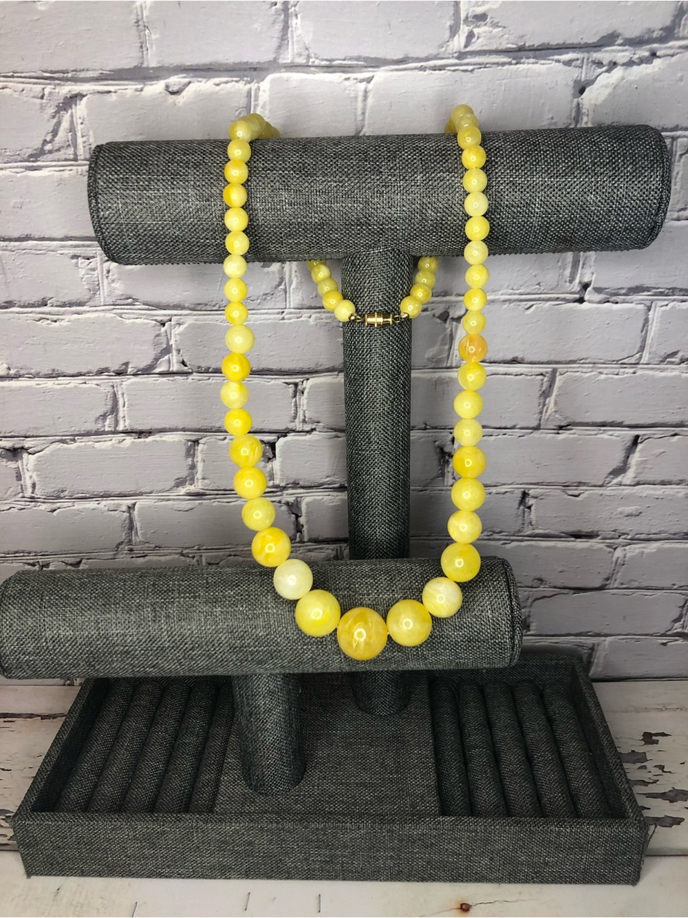 1960s Lucite Bead Necklace: Vintage Yellow White Graduated Strand